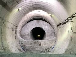 【恐怖】トンネル工事写真、どう見てもあの妖怪ｗｗｗｗｗｗ