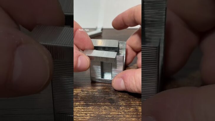 【動画】youtuber「ホッチキスの針で立方体作った(再生数4000万超)」←はあ？？？？