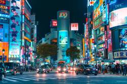 【画像】夢の街東京さん、こんなスレンダー美人たちを選び放題