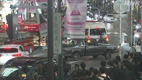 渋谷のスクランブル交差点事故の動画「右に曲がろうとして左に曲がった」