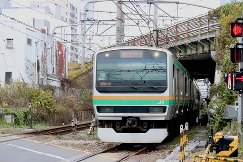 湘南新宿ライン　１２時間誰も気付かずに死者を乗せて走行