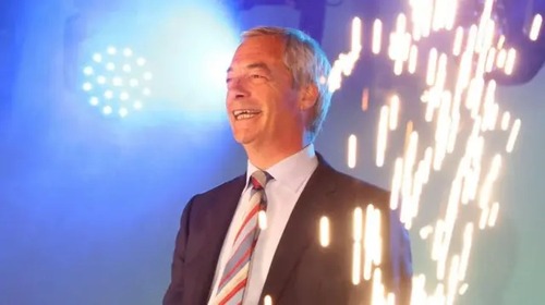 イギリス　反移民の新興政党が歴史的大勝利　０議席から６６７議席を獲得