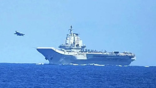 中国軍の空母が東京の沖合で戦闘機の発着艦等の軍事活動開始　石破自民党は中国の為にスルー中