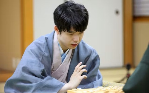 【将棋】藤井聡太七冠に対しフェミニスト「実は彼、女流棋士にボロ負けしてそれがすごく悔しかったんだろうね。女ごときに負けてしまって。男の悪いところが出てるなあ。」
